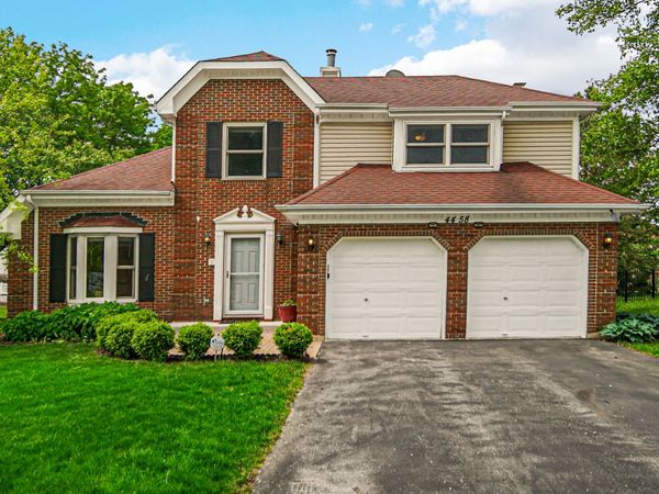 4458 Hatch Lane , Lisle, IL 60532