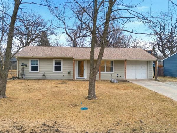 79 Pueblo Road , Montgomery, IL 60538