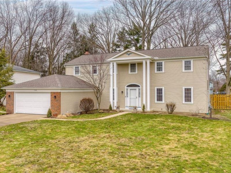 25684 Hidden Acres Drive, Westlake, OH 44145 Photo 1