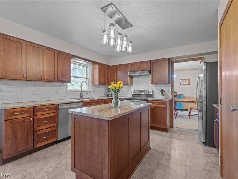 25684 Hidden Acres Drive, Westlake, OH 44145 Photo 18