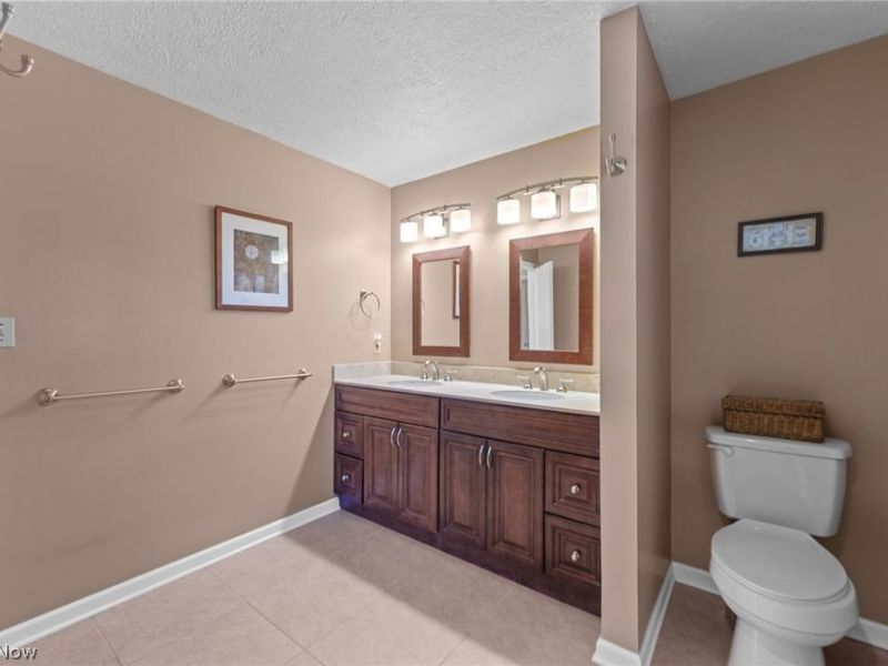 25684 Hidden Acres Drive, Westlake, OH 44145 Photo 38