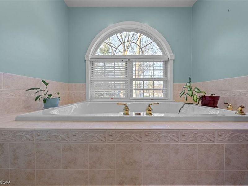 25684 Hidden Acres Drive, Westlake, OH 44145 Photo 47