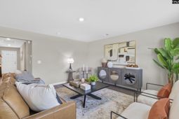 2318 Damascus Way photo 4