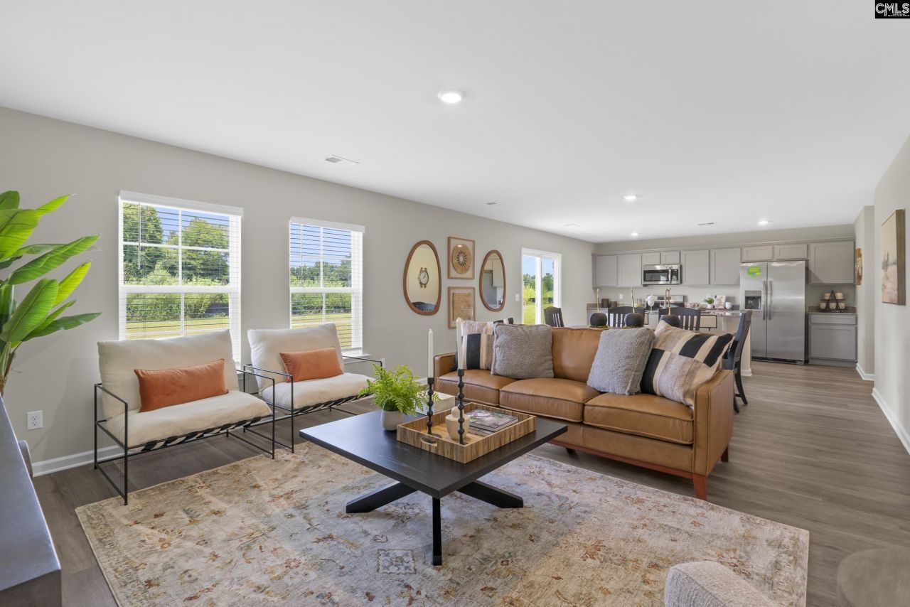 2318 Damascus Way Photo 5