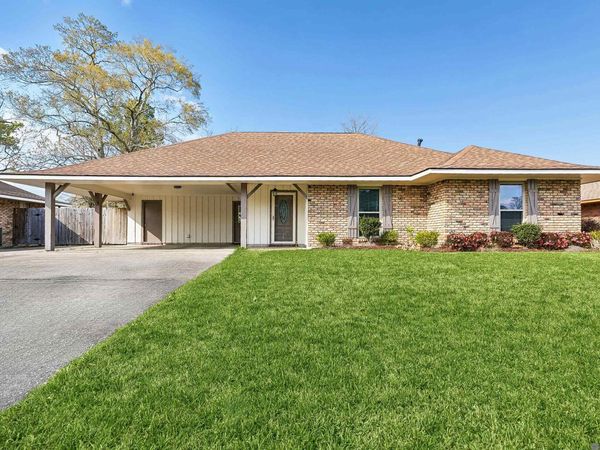 11025 Cedar Bend Ave, Baton Rouge, LA 70814