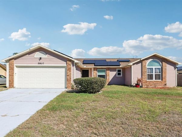 5807 FOX HUNT TRAIL , ORLANDO, FL 32808