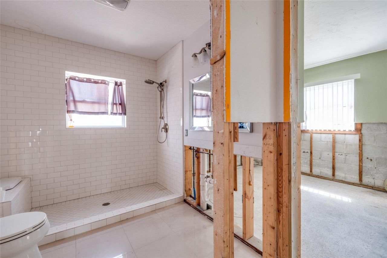 9046 Treasure Lane Ne, Saint Petersburg, FL 33702 Photo