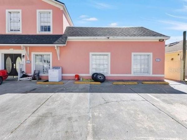 1057 UNIVERSAL REST PLACE , KISSIMMEE, FL 34744