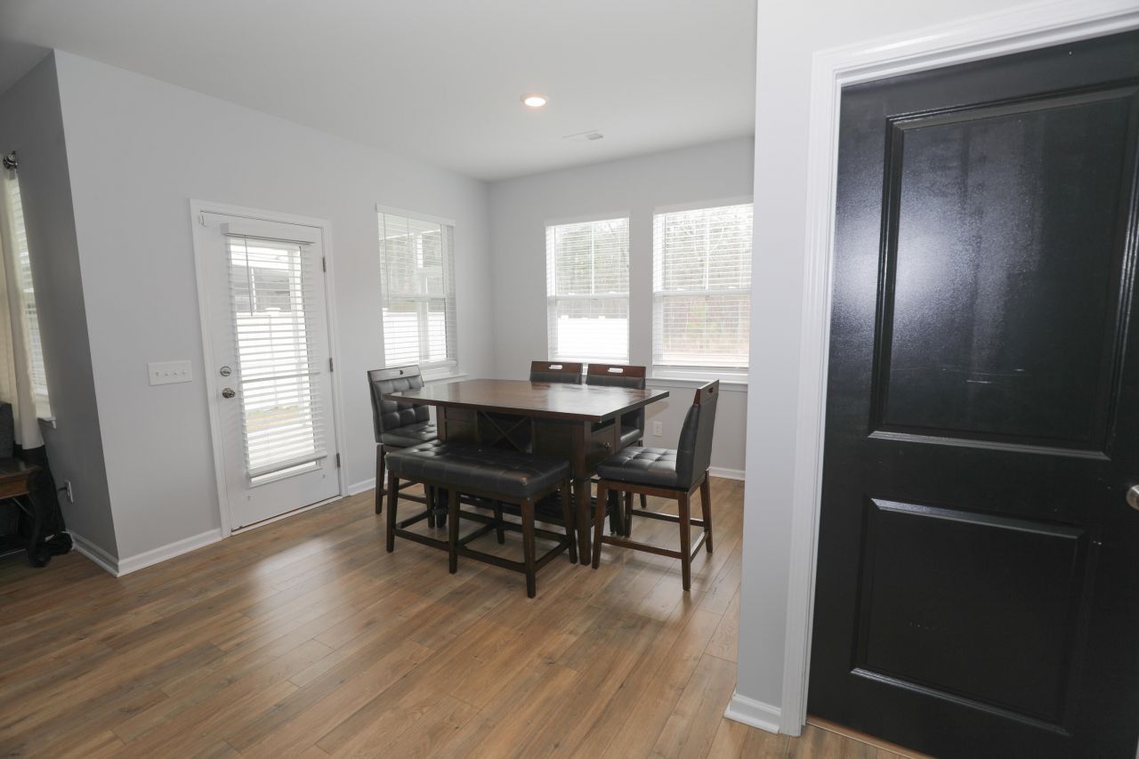 208 Garden Lily Lane Photo 20