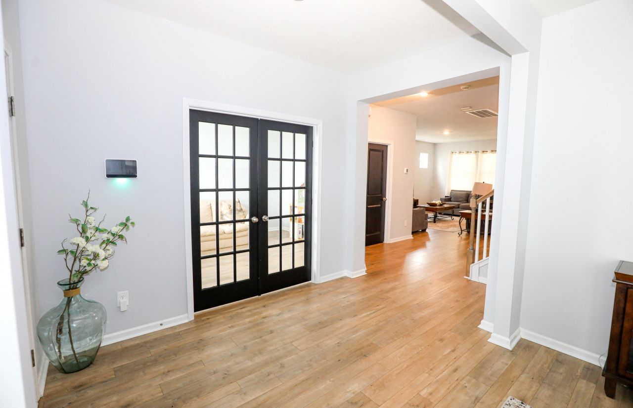 208 Garden Lily Lane Photo 5