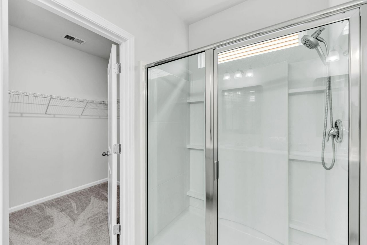 3769 Sawmill Court Photo 24