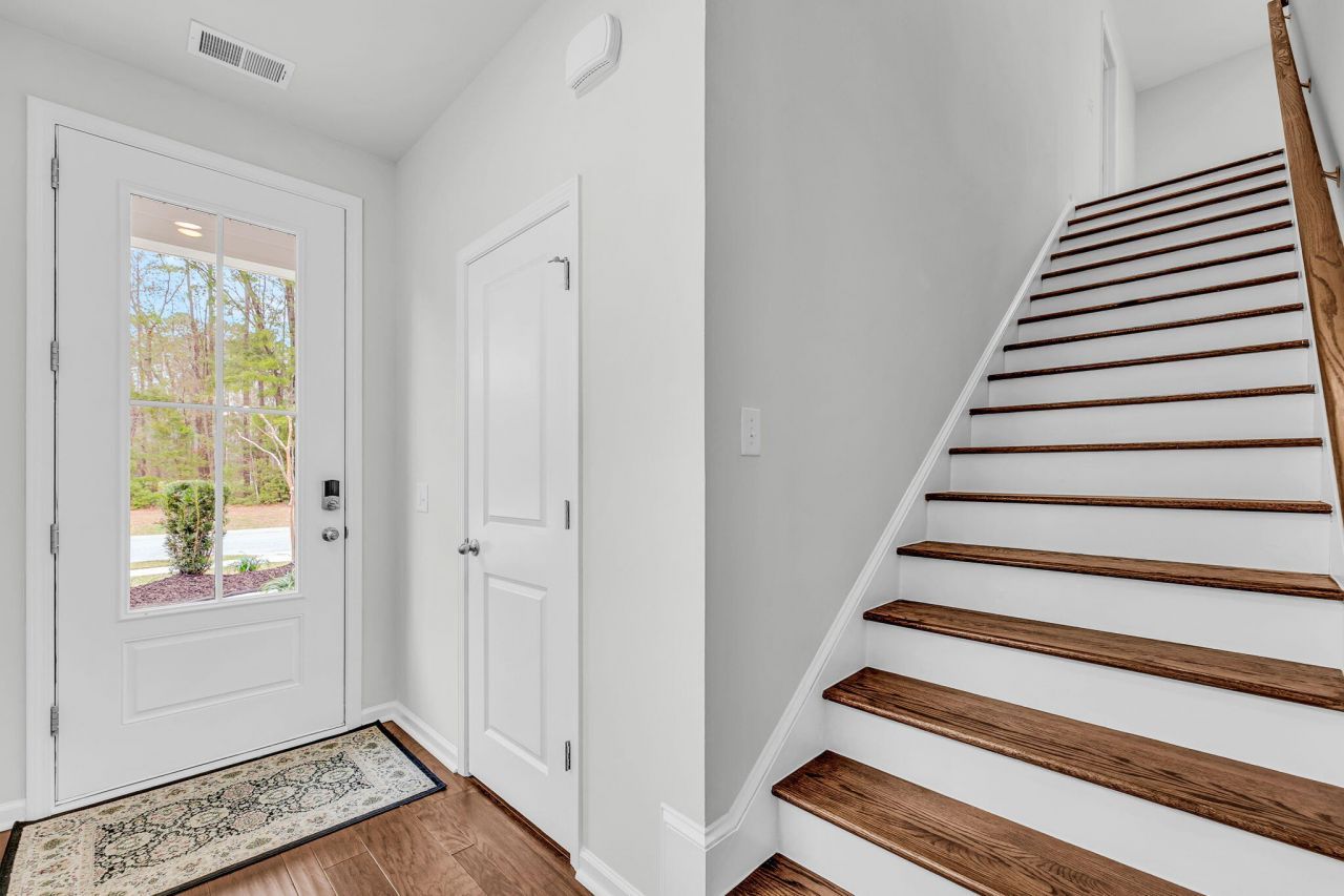 3769 Sawmill Court Photo 26