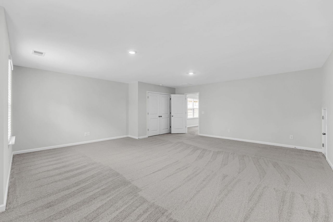 3769 Sawmill Court Photo 28