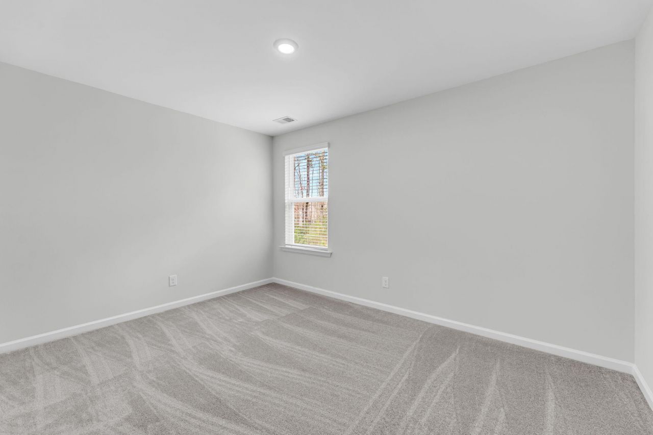 3769 Sawmill Court Photo 37