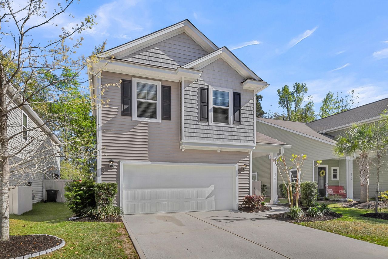 3769 Sawmill Court Photo 4