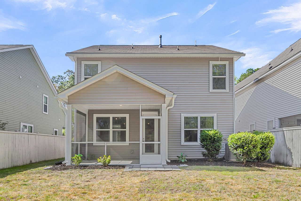 3769 Sawmill Court Photo 45