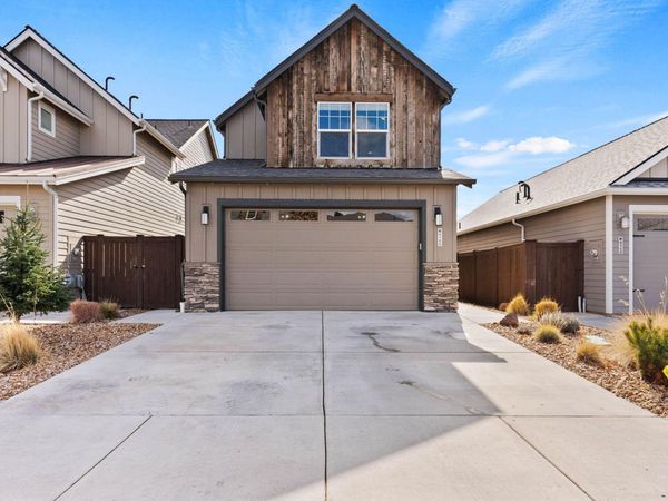 4100 SW Coyote Avenue, Redmond, OR 97756
