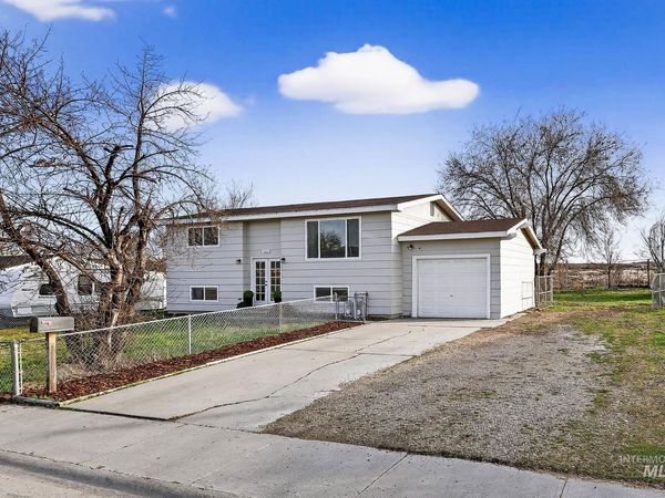 10001 W Fox Brush Dr, Boise, ID 83709