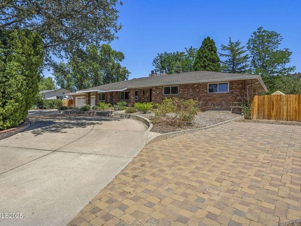 14490 Rancheros Drive, Reno, NV 89521