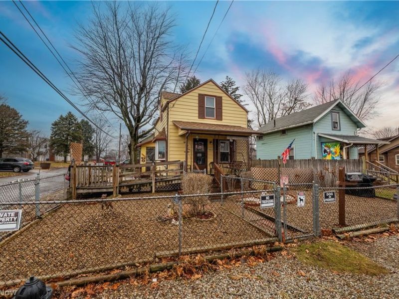 1553 Tanner Avenue SW, Canton, OH 44706 Photo 3