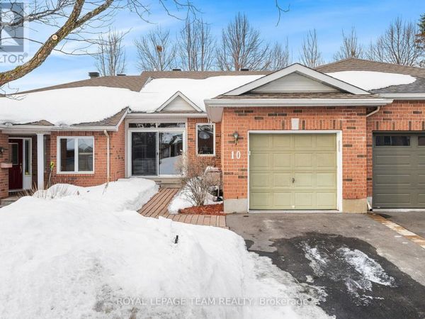 10 Quinterra Court, Ottawa, ON K1V0W6