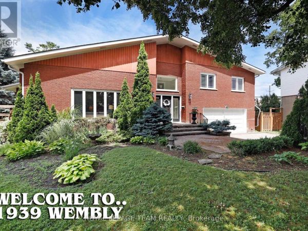 1939 Wembley Avenue, Ottawa, ON K2A1A8