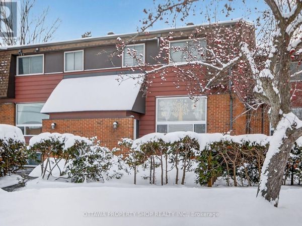 1F Banner Road , Ottawa, ON K2H8T3