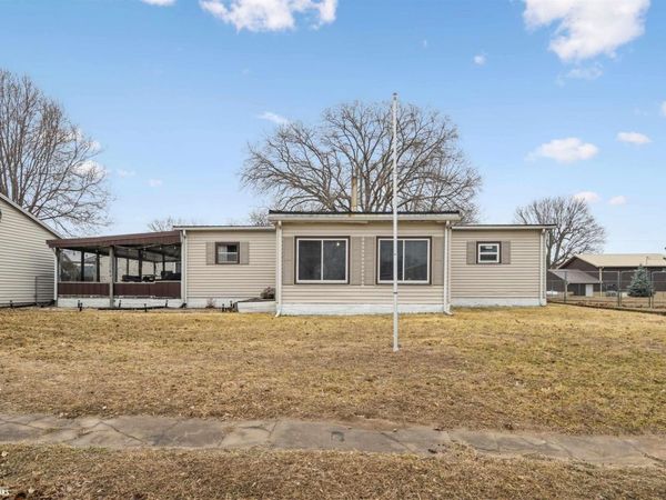 106 N 7th Street, Oquawka, IL 61469