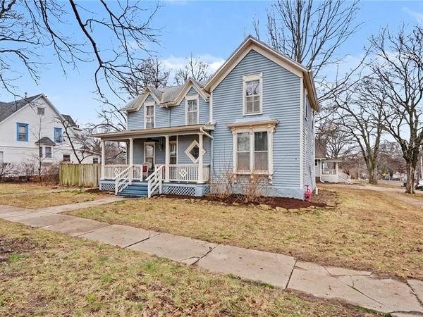 703 9th Street, Baldwin City, KS 66006