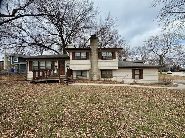 7311 Stearns Street, Shawnee, KS 66203