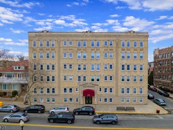 875 Blvd E, Weehawken, NJ 07086