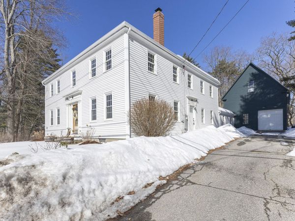 259 Falmouth Road, Falmouth, ME 04105