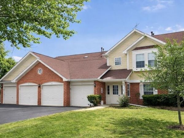 1560 Thornfield Lane , Unit 3, Roselle, IL 60172