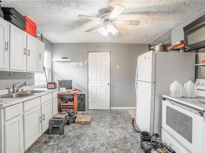 5485 Knollwood Drive, Lewisburg, OH 45338 Photo 27