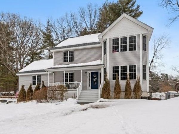 3 Mohegan Circle, Milford, MA 01757