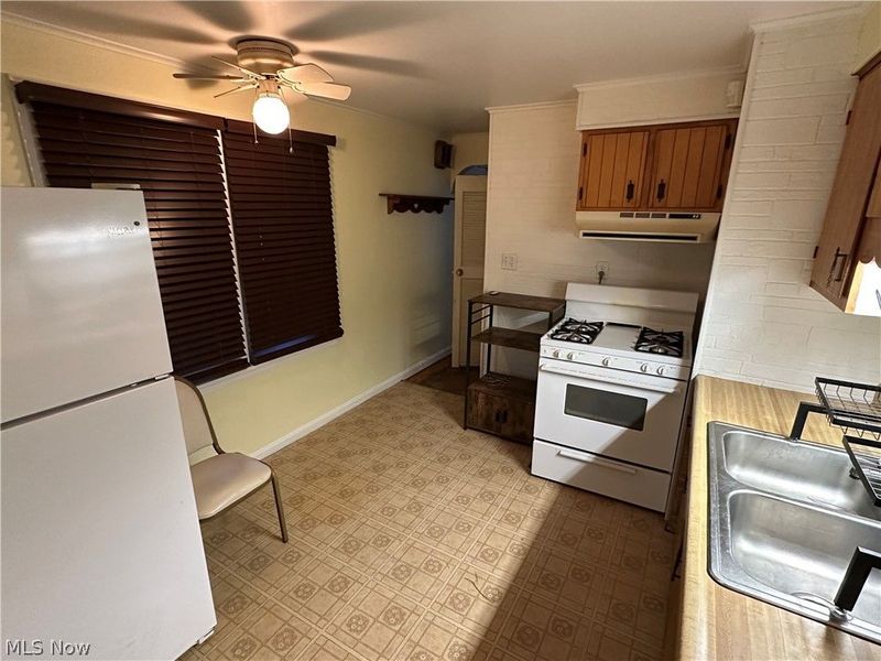 1867 Sheridan Avenue NE, Warren, OH 44483 Photo 11