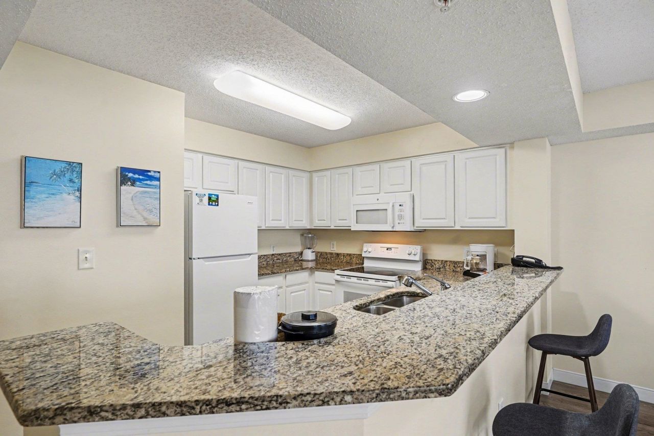 2201 S Ocean Blvd. Photo 16