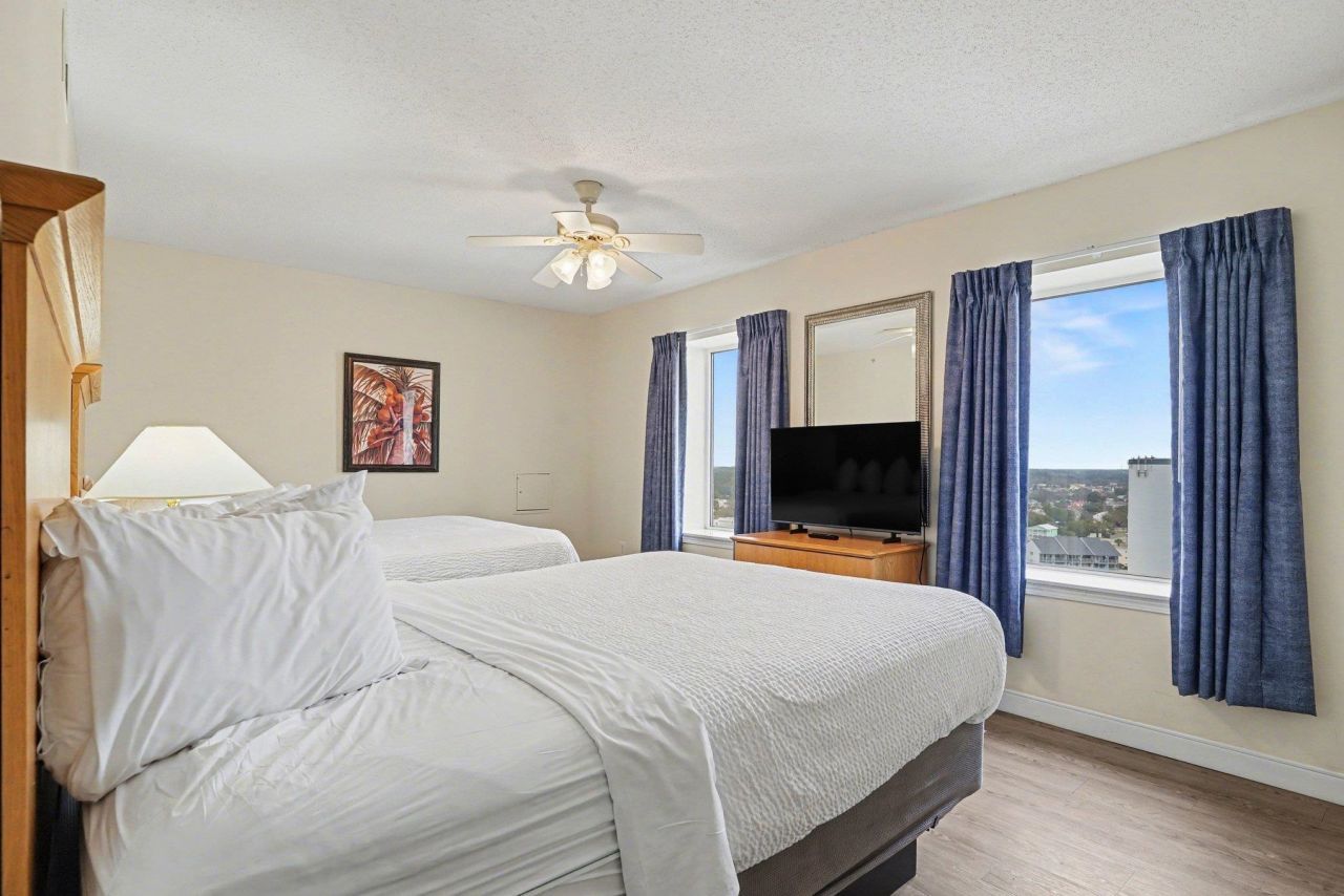 2201 S Ocean Blvd. Photo 20