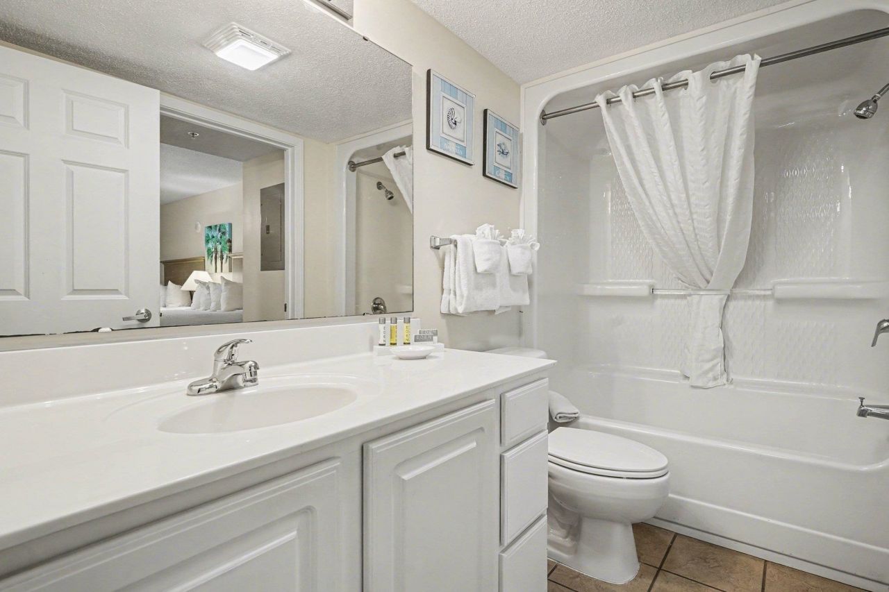 2201 S Ocean Blvd. Photo 27