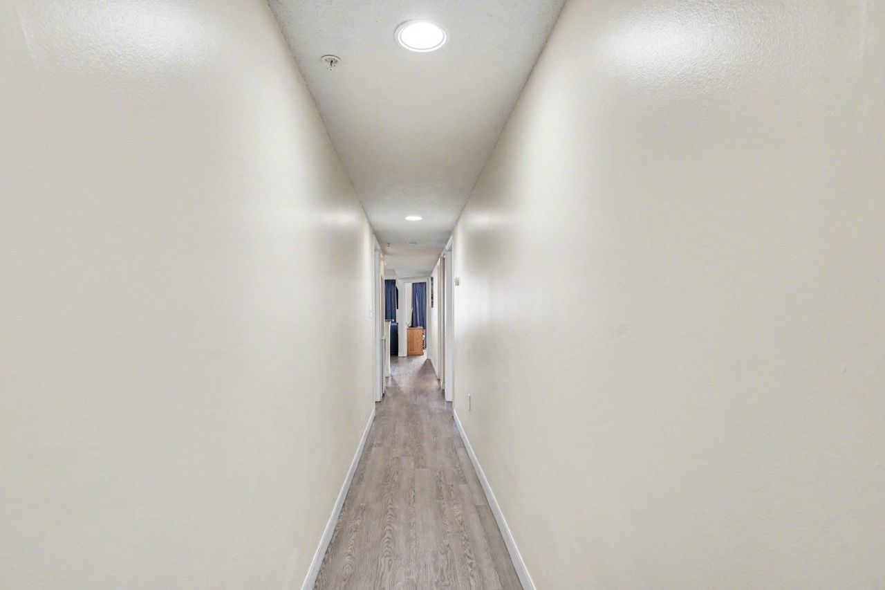 2201 S Ocean Blvd. Photo 5