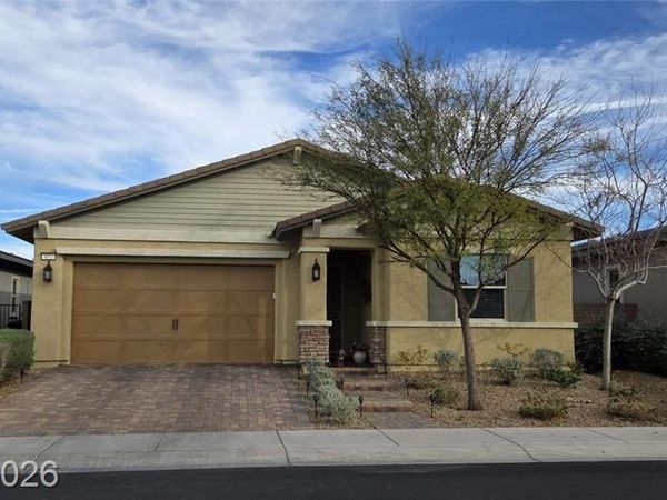 652 Longfeather Street, Henderson, NV 89011