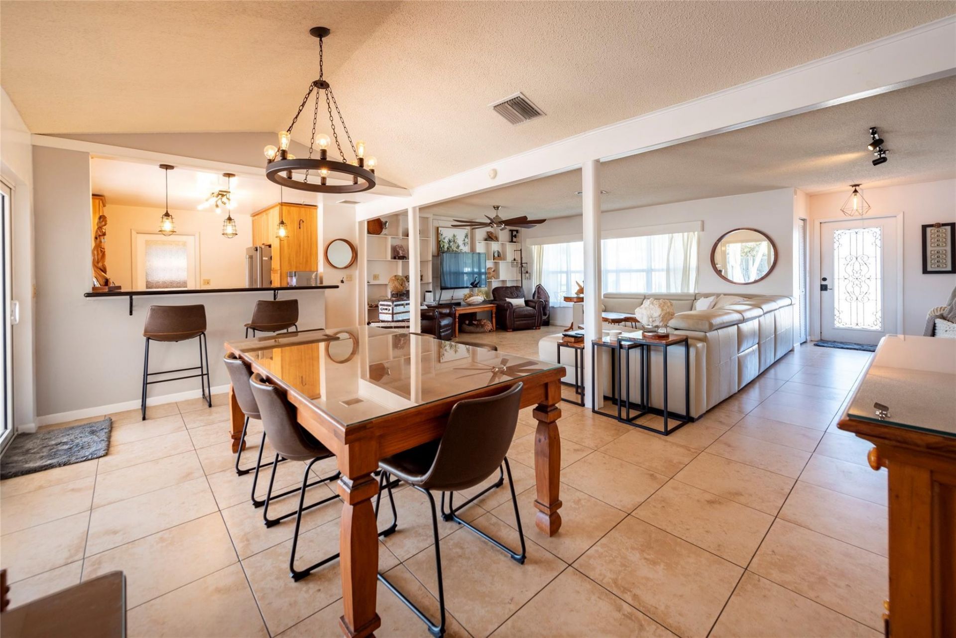 741 NW 97th Terrace, Pembroke Pines, FL 33024 Photo