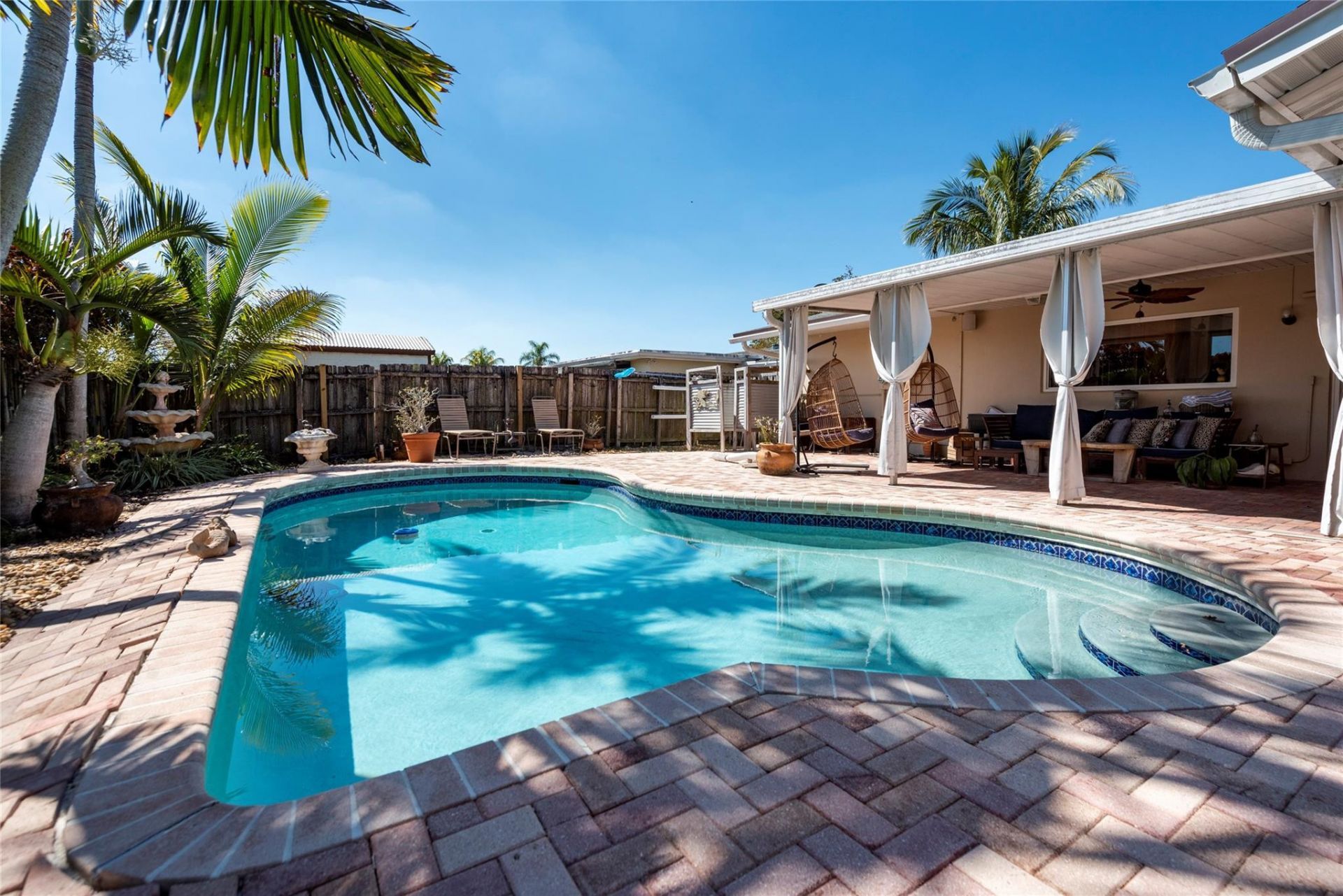 741 NW 97th Terrace, Pembroke Pines, FL 33024 Photo