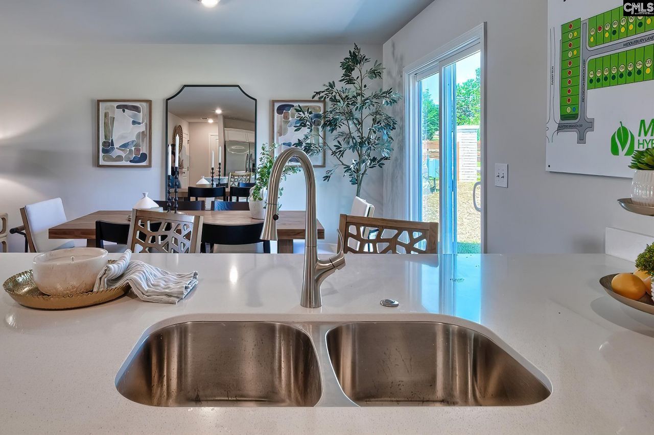 2325 Damascus Way Photo 10