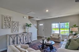 2325 Damascus Way photo 4