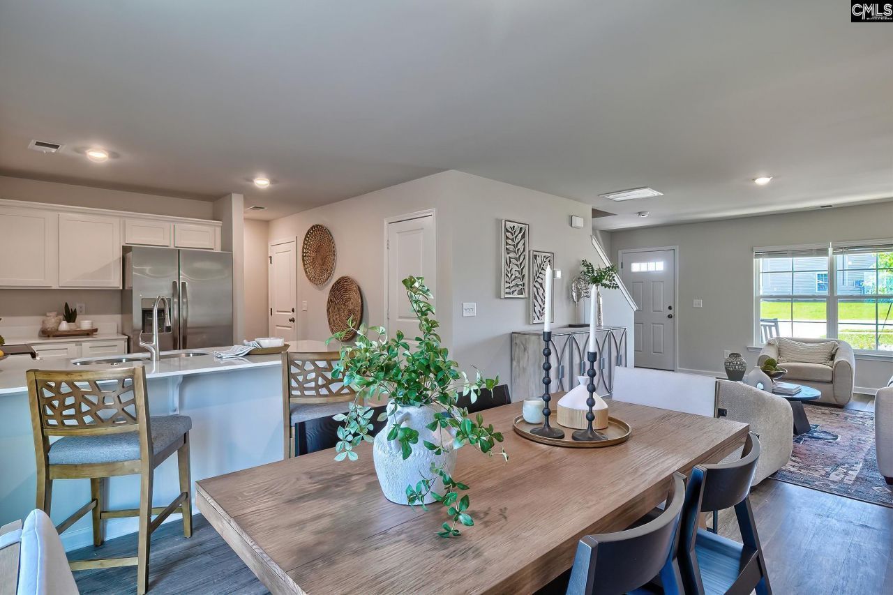 2325 Damascus Way Photo 7