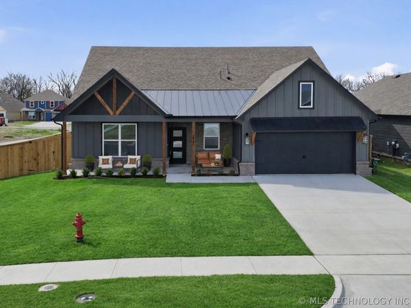 4401 W Van Buren Street , Broken Arrow, OK 74011