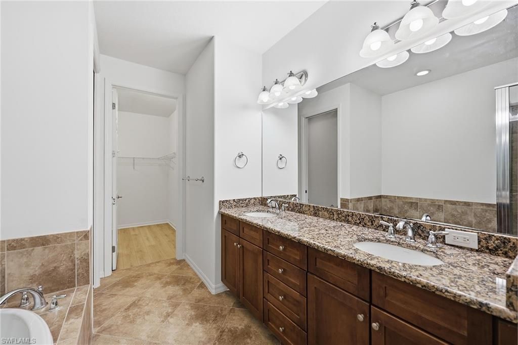 9037 Alturas St, Unit 3702, Naples, FL 34113 Photo