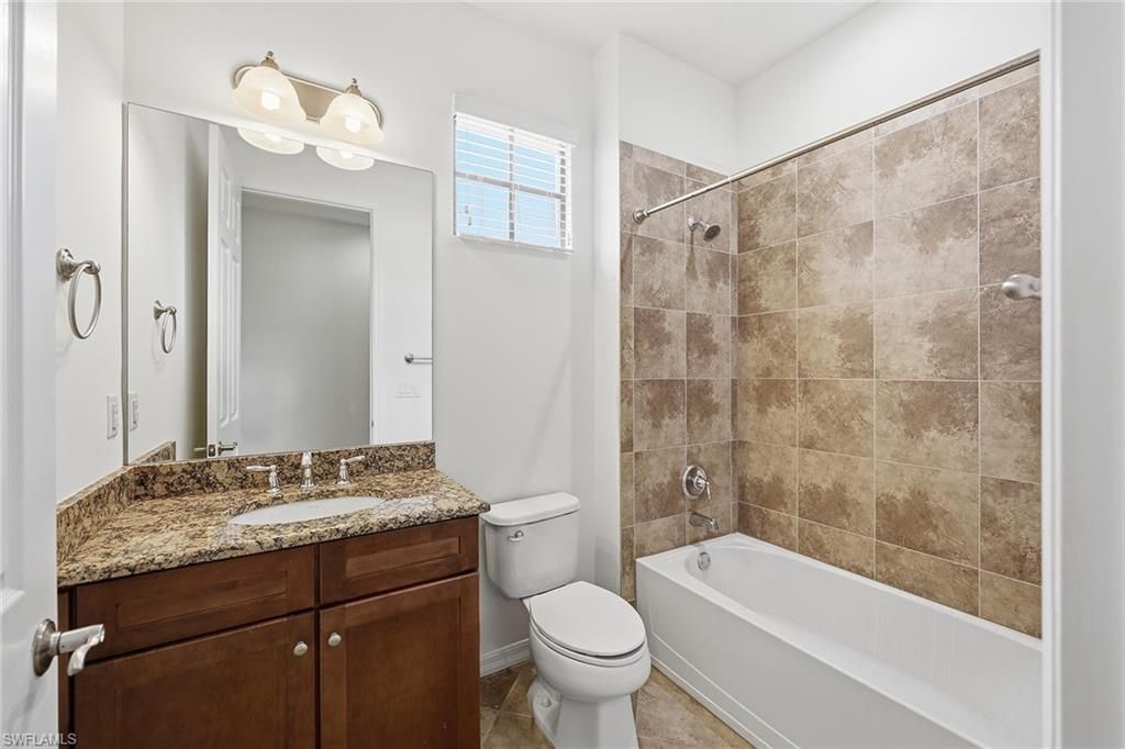 9037 Alturas St, Unit 3702, Naples, FL 34113 Photo