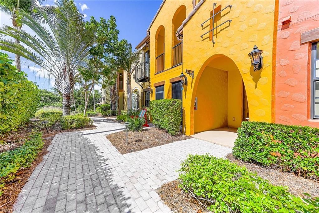 9037 Alturas St, Unit 3702, Naples, FL 34113 Photo